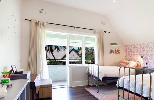 Kurraba Point House | Harbourside Family Friendly Home in Kurraba Point