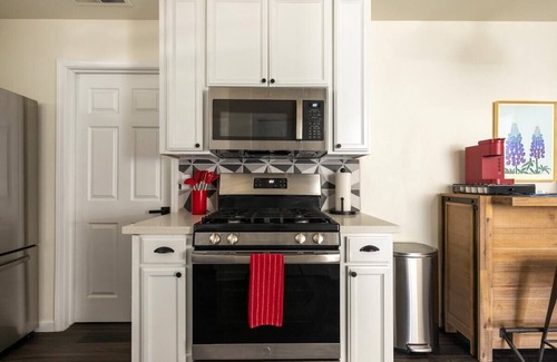 Three Rivers House | Harmony Ranch · Casual luxury! Safe-Private-Hottub-Firepit-1/2acre