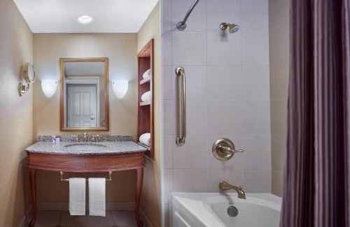 Metropolis Hotel | Harrah's Metropolis, A Caesars Destination