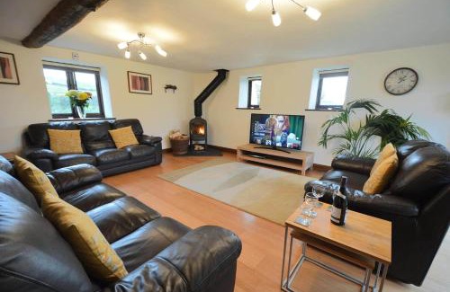 Honiton House | Harvest Moon