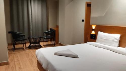 Sualkuchi Hotel | Hashtag Inn opposite Sarusajai Stadium