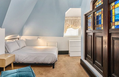 Five Points South House | Hassinger Daniels Guest House