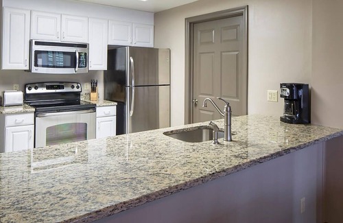 Hershey Resort | Hassle-Free Stay! Bluegreen Vacations Suites at Hershey 2 BR