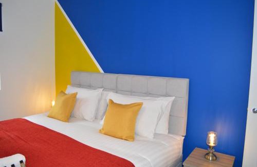 Hatfield Apartment | Hatfield Gem - 1 Bed with FREE Parking near Uni, Business Park & City Center, Big savings on Longer Stays