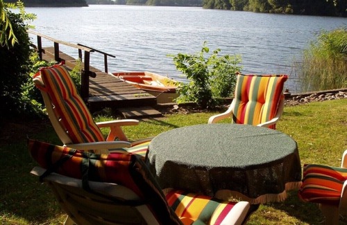 Dornick Apartment | Haus am Kleinen Plöner See, vacation apartment on the right