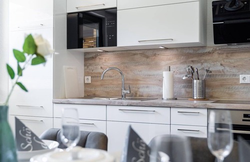 Rostrup Apartment | Haus Laura - Ferienhaus, Dusche und Badewanne