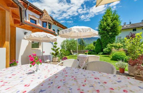 Cornaiano Bed & Breakfast | Haus Oberhofer