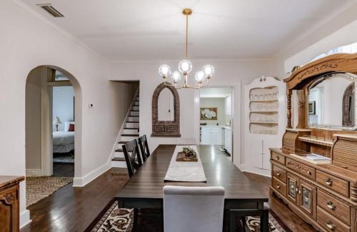 Hannon Park House | Haute on Hannon- Midtown Cottage!