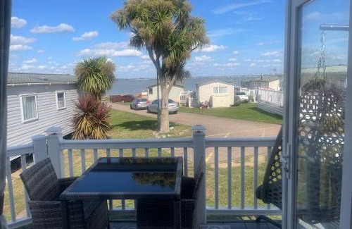 Isle of Grain Apartment | Haven caravan Kent coast sleeps 6 with WiFi