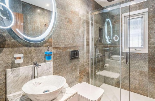 Blackburn House | Haven Cottage