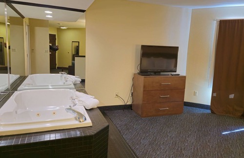 Shawano Hotel | Haven Hotel