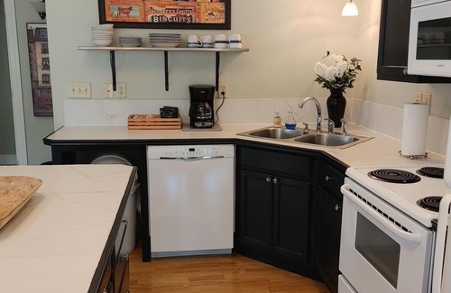 Mentone Cabin | Hawk's Nest Hideaway With Creek That Runs Through This Very Private Property