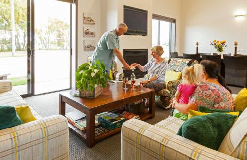 Ranfurly Hotel | Hawkdun Lodge Motel
