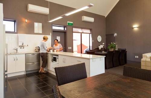 Ranfurly Hotel | Hawkdun Lodge