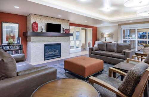 Dickinson Hotel | Hawthorn Extended Stay by Wyndham Dickinson