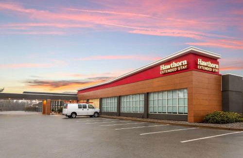 Ellsworth Hotel | Hawthorn Extended Stay by Wyndham Ellsworth Bar Harbor