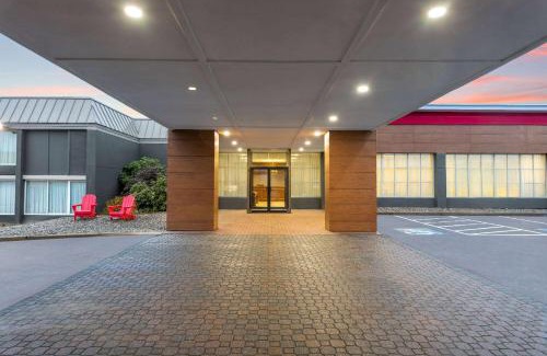 Ellsworth Hotel | Hawthorn Extended Stay by Wyndham Ellsworth Bar Harbor