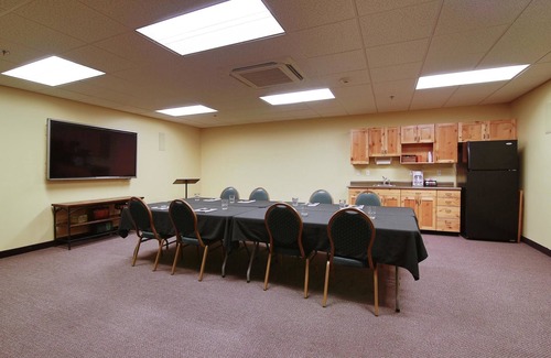 Minot Hotel | Hawthorn Extended Stay by Wyndham Minot