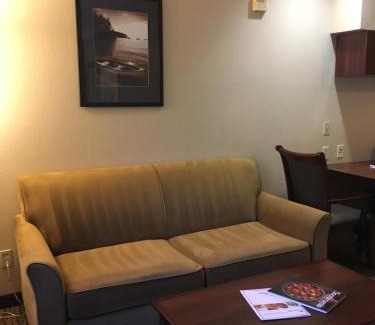 Rancho Cordova Hotel | Hawthorn Suites by Wyndham Rancho Cordova/Folsom