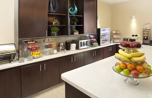 Triadelphia Hotel | Hawthorn Suites by Wyndham Wheeling at the Highlands