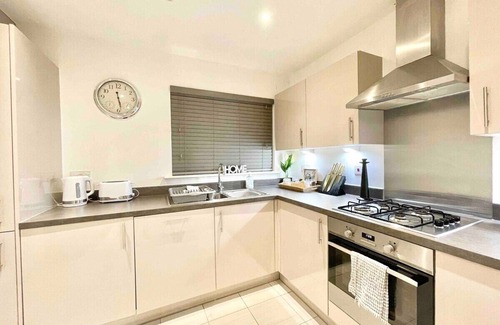 Ashford House | Hazel house enjoy a peaceful home with parking