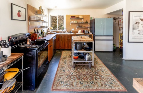 Yucca Valley House | HDP The Compound - Sleeps 16+, Perfect for Groups