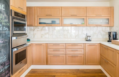 Downtown House | Head-on OCEAN VIEW BEACH HOUSE!