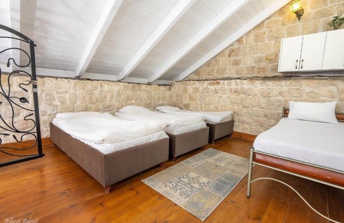 Safed Old City House | Heart Mansion Rashbi compound