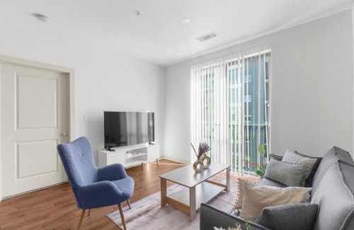 Five Points South Apartment | Heart of BHM Fully Equipped 2BR Unit With Gym and Pool