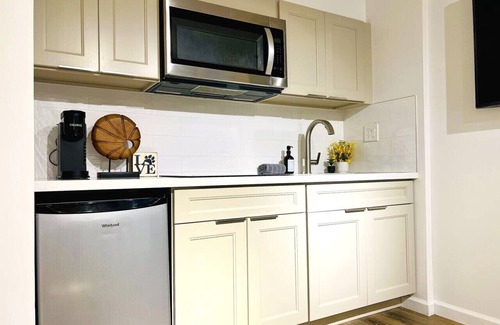 Downtown Honolulu Apartment | Heart of Honolulu Hideaway + Free Parking