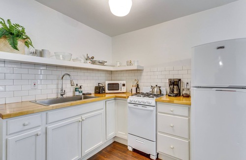 Central Oklahoma City Cottage | Heart of OKC Plaza District: Duplex Near Shops!