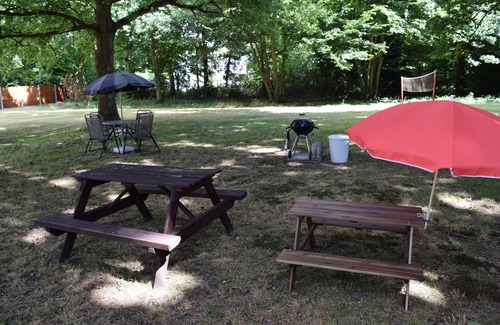 Ashford House | Heated Indoor Pool 2 bedroom lodge sleeps 4 set in 5acres of beautiful Woodland