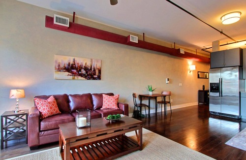 Historic District - North Condo | Heated Pool Access | 5*Clean | Flex Cancelation