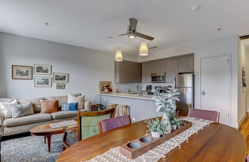 Historic District - North Condo | Heated Pool Access | Broughton Street Rental