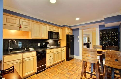 Historic Downtown Savannah House | Heated Pool Access, Walk in Historic Downtown!