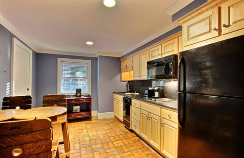 Historic Downtown Savannah House | Heated Pool Access, Walk in Historic Downtown!