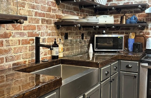 Greenwich House | heated pool, Hot Tub & deck, large media & game room, lots of room indoor & out