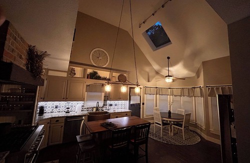 Greenwich House | heated pool, Hot Tub & deck, large media & game room, lots of room indoor & out