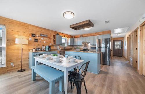 Gulf Shores House | Heated Pool - No Pool Heating Fee - Walk2Beach - Fire Pit - Pet Friendly