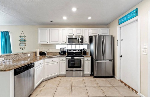 Jacksonville Beach House | Heated Pool & Game Room! The Sunshine Cottage