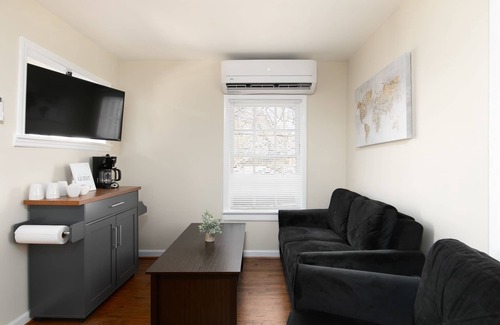 Norwood Condo | Heated Towel Rack Private Parking Workspace