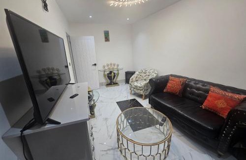 Merton Apartment | Heaven