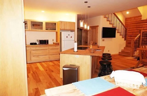 Crescent City Cabin | Heaven In The Redoods