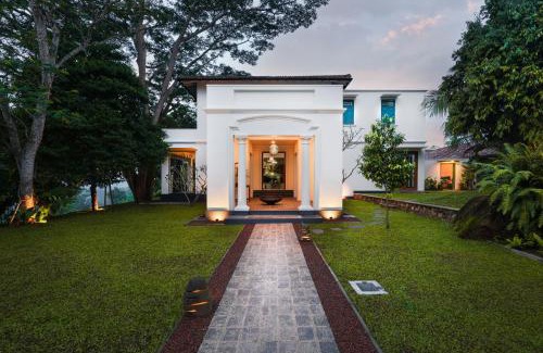 Wanchawala Resort | Heavensa Luxury Villas and Suites by The Clarks