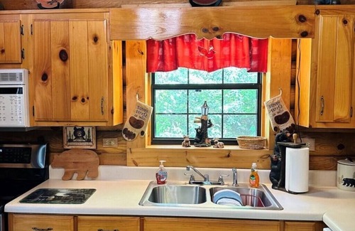 Helen Cabin | Helton Creek Hideaway near Helton Creek Falls