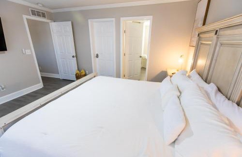 Lexington House | Hendrix Hideaway