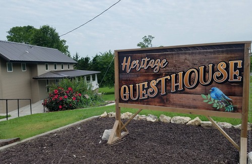 Mansfield House | Heritage Guesthouse-peaceful haven at edge of town