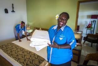 Honiara Hotel | Heritage Park Hotel