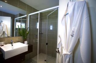 Honiara Hotel | Heritage Park Hotel