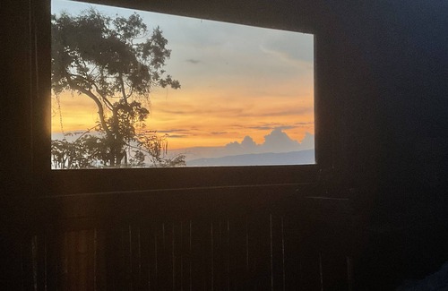 Anapoima House | Hermosa cabaña en madera y guadua espectacular vista dos habitaciones